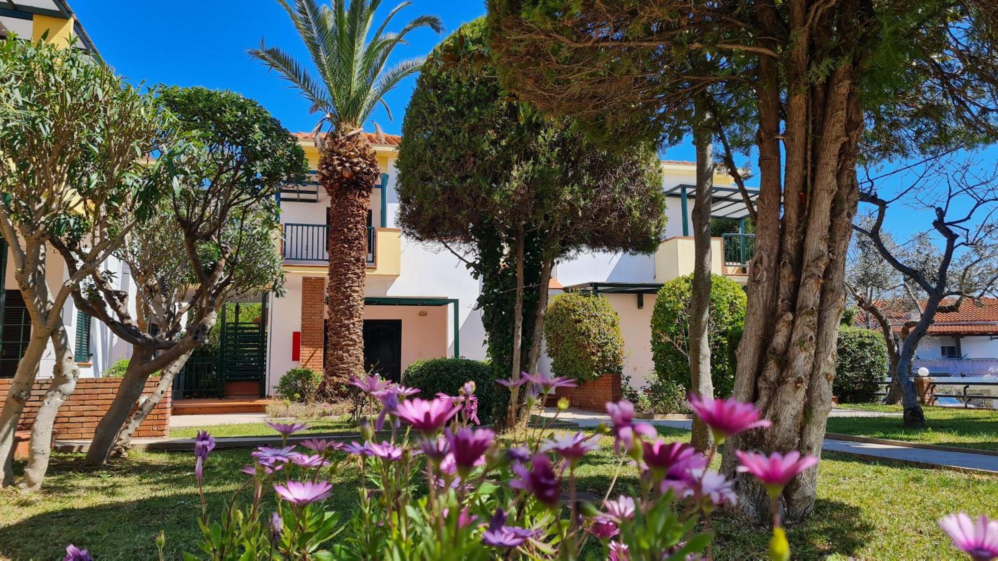 Elia Apartments Afytos Luaran gambar
