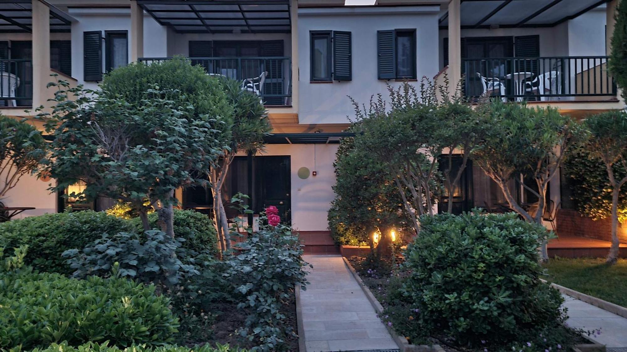 Elia Apartments Afytos Luaran gambar